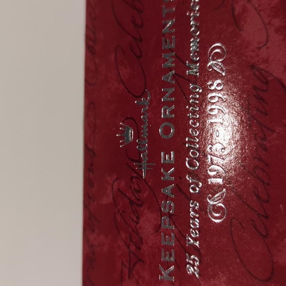 Hallmark Keepsake Christmas Ornaments Lot of 3 Bird themed - Picture 9 of 16